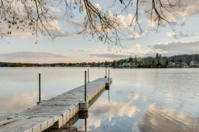 Cozy Pennsylvania Home with Fire Pit and Dock Access!